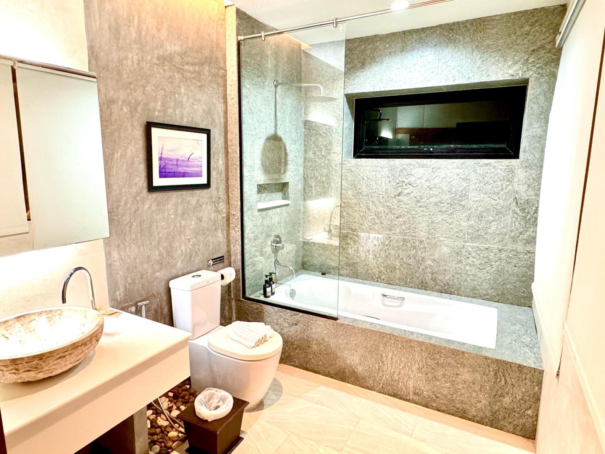 De Coze Hotel Patong Екстериор снимка