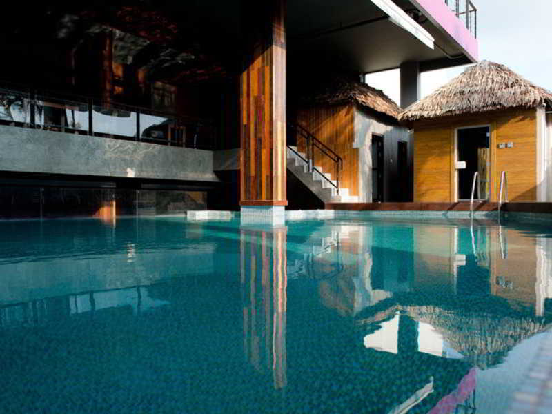 De Coze Hotel Patong Екстериор снимка