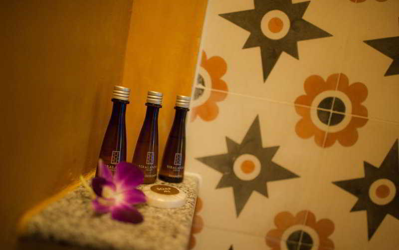 De Coze Hotel Patong Екстериор снимка